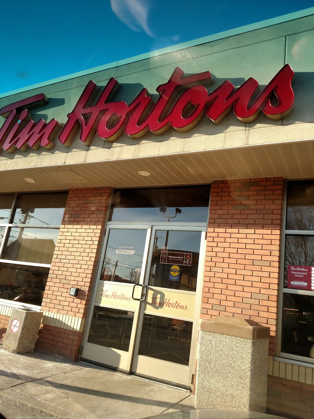 Tim Hortons | restaurant | 65 Buffalo St, Gowanda, NY 14070, USA | 7165323133 OR +1 716-532-3133