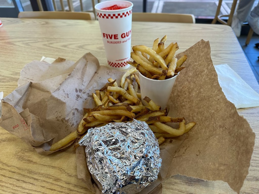 Five Guys | restaurant | 933 E Hillsdale Blvd, Foster City, CA 94404, USA | 6502359485 OR +1 650-235-9485