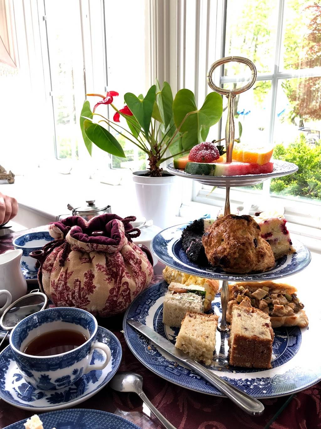 Dunbar House Restaurant & Tea Room | cafe | 1 Water St, Sandwich, MA 02563, USA | 5088332485 OR +1 508-833-2485