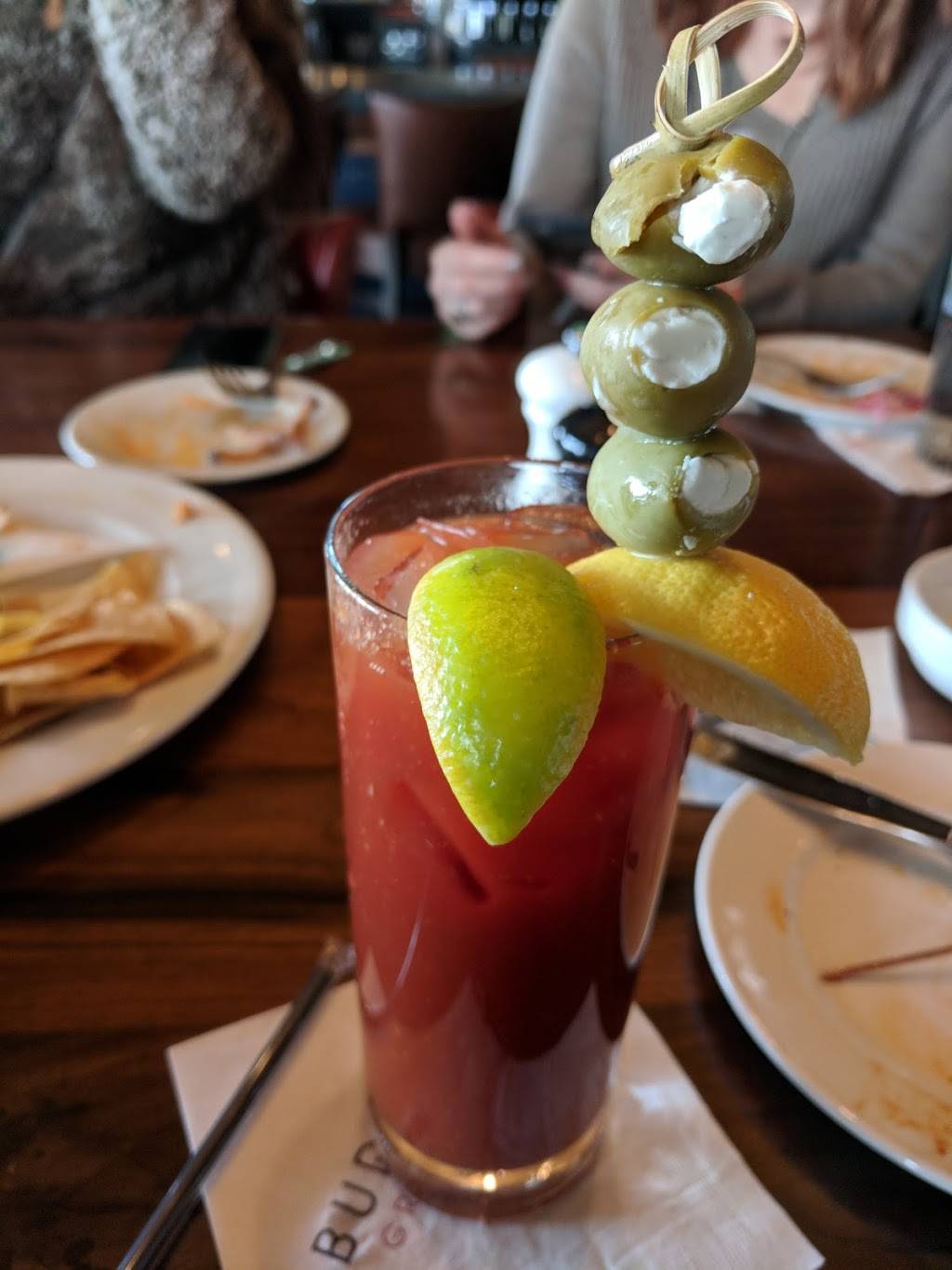 Burtons Grill & Bar of Charlotte | restaurant | 1601 E Woodlawn Rd A, Charlotte, NC 28209, USA | 9802990999 OR +1 980-299-0999