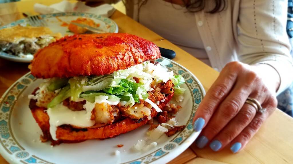 Taqueria Mexico Lindo | restaurant | 16 Market St, Lynn, MA 01901, USA | 7814774222 OR +1 781-477-4222