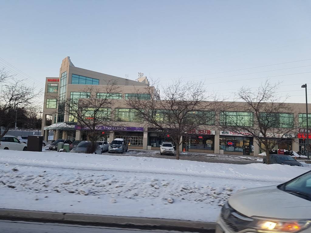 Mr.Sub | restaurant | Mulock Centre, 16775 Yonge St, Newmarket, ON L3Y 8J4, Canada | 9058364389 OR +1 905-836-4389