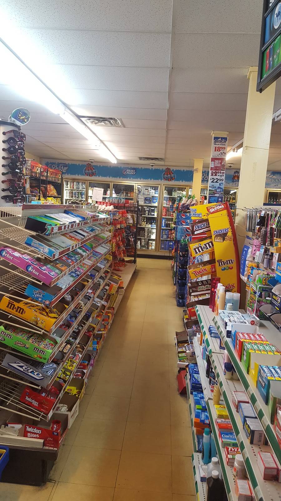 Crown Pizza | restaurant | 2777 Main St, Crown Point, NY 12928, USA | 5185974242 OR +1 518-597-4242