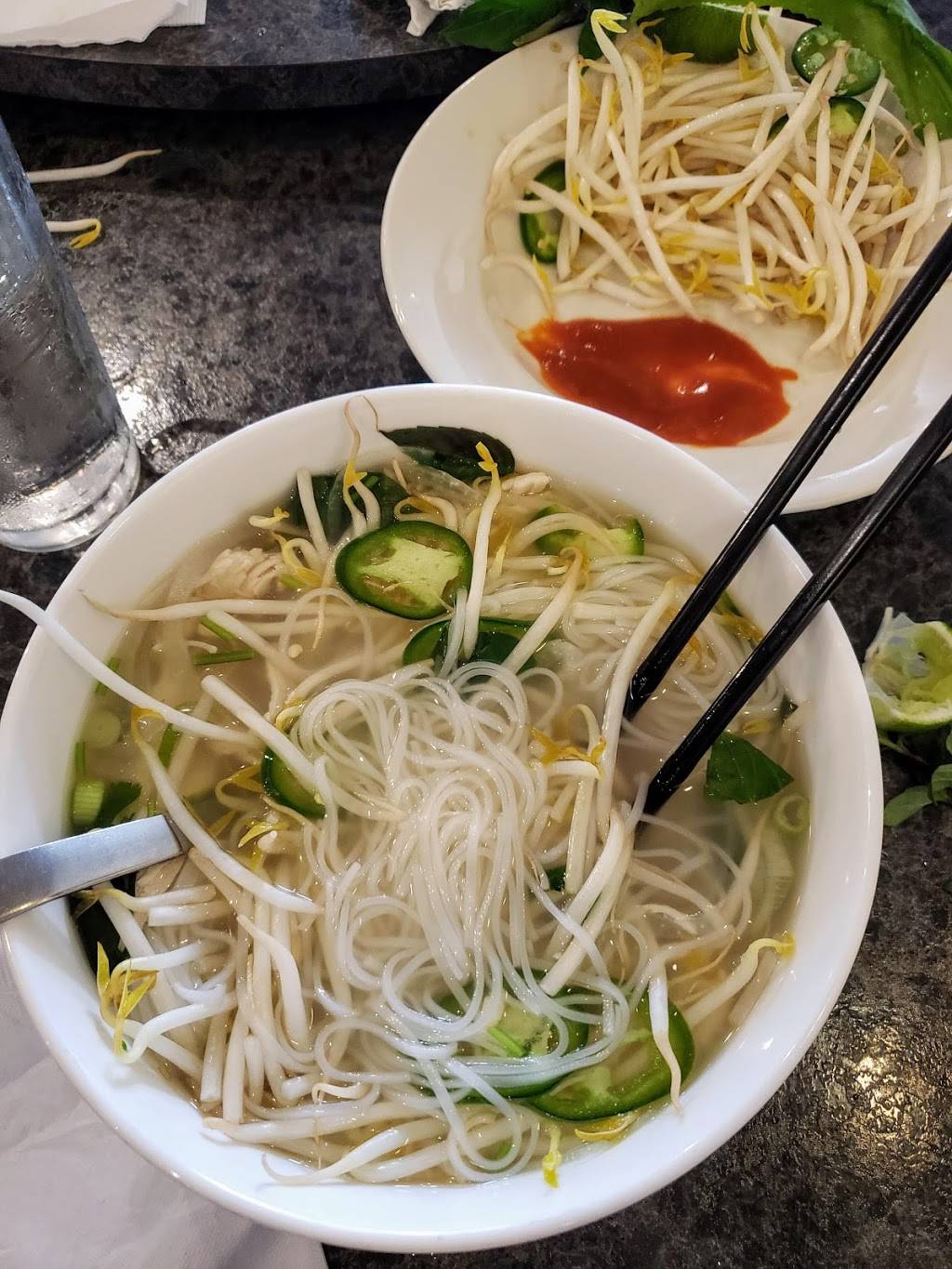 Nam Wah Chinese & Vietnamese Cuisine | restaurant | 392 W Bagley Rd, Berea, OH 44017, USA | 4402438181 OR +1 440-243-8181