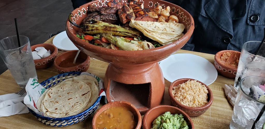 TLAHCO MEXICAN KITCHEN | restaurant | 6702 San Pedro Ave, San Antonio, TX 78216, USA | 2104550135 OR +1 210-455-0135