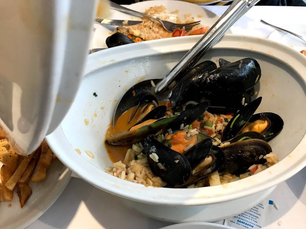 Douro | restaurant | 6518 Boul St-Laurent, Montréal, QC H2S 3C6, Canada | 5142736969 OR +1 514-273-6969