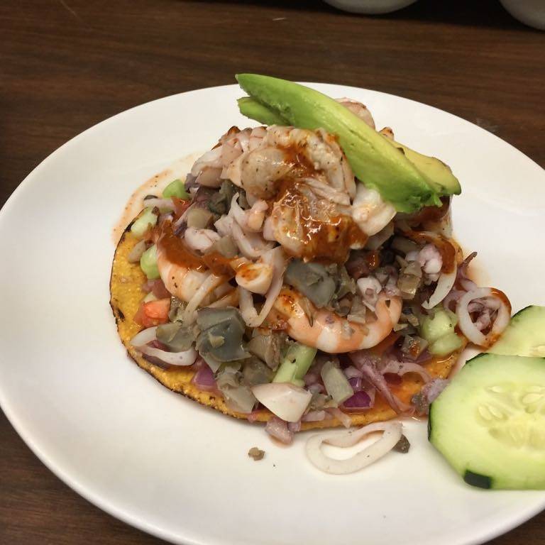 Mariscos El Tiburon Seafood Restaurant | restaurant | 3330 N 19th Ave, Phoenix, AZ 85015, USA | 6022790804 OR +1 602-279-0804