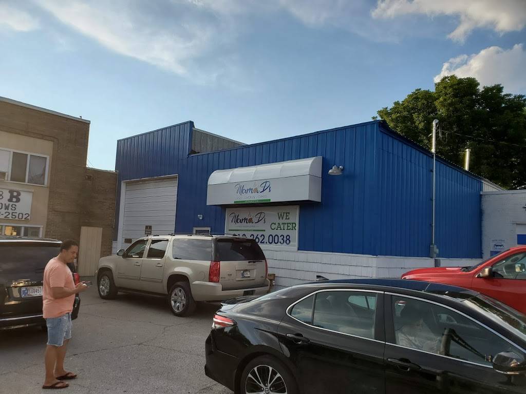 Mama Ds Fish Chicken and Gyros | restaurant | 1800 Wabash Avenue 19th and, Wabash Ave, Terre Haute, IN 47807, USA | 8122620038 OR +1 812-262-0038