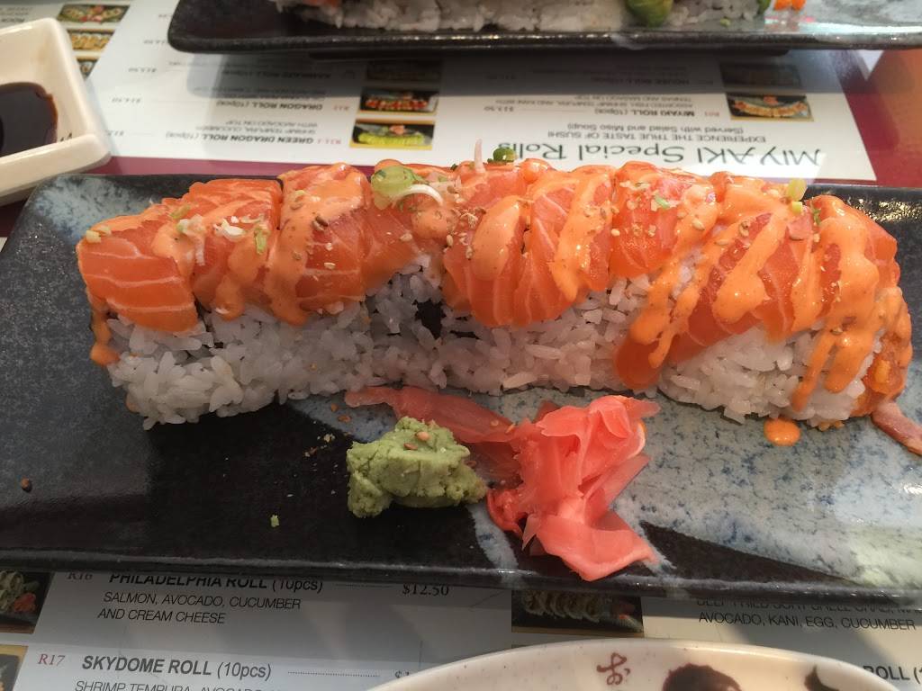 Miyaki Sushi | restaurant | 222 The Esplanade, Toronto, ON M5A 4M8, Canada | 4163633003 OR +1 416-363-3003