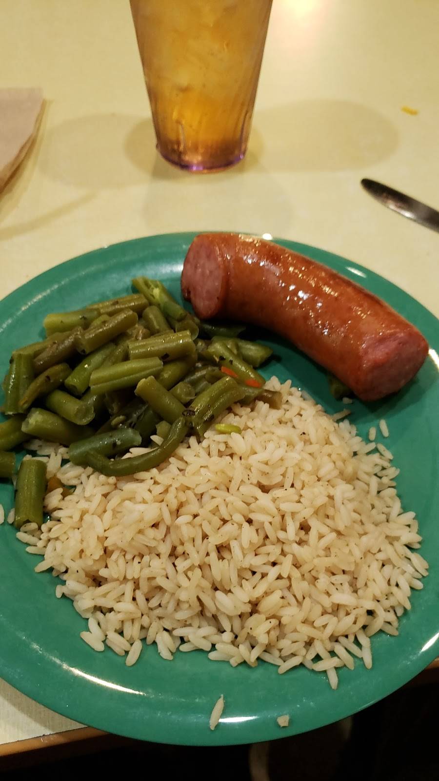 Juniper Dining | restaurant | 12030 USF Beard Drive, Tampa, FL 33617, USA | 8139746402 OR +1 813-974-6402