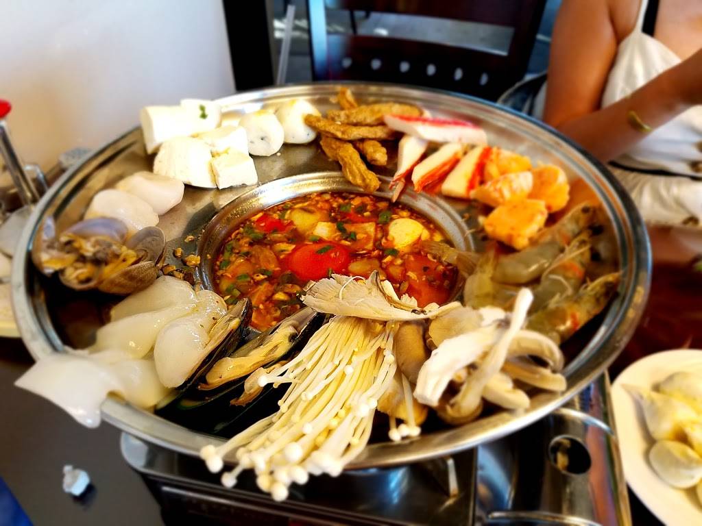 Lẩu Hải Sản | restaurant | 2597 Senter Rd, San Jose, CA 95111, USA | 4089380650 OR +1 408-938-0650
