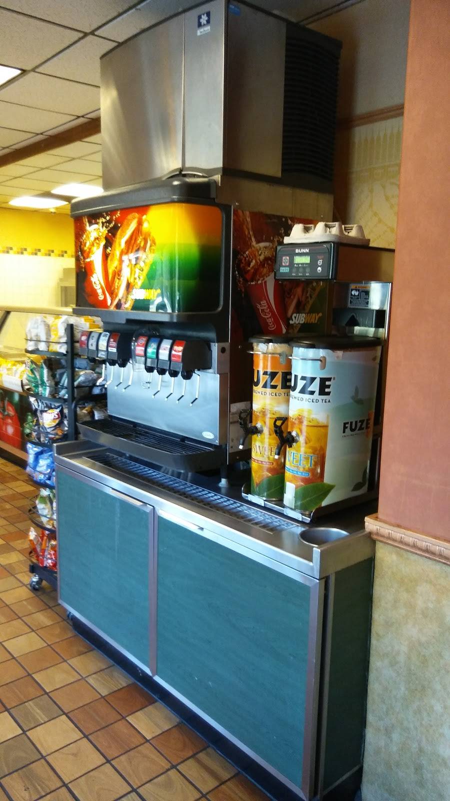 Subway | restaurant | 10001 Westheimer Rd, Houston, TX 77042, USA | 7137837827 OR +1 713-783-7827