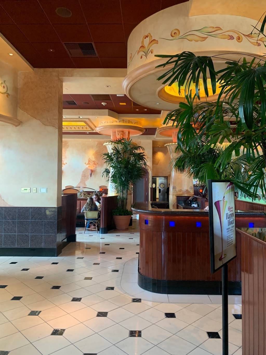 The Cheesecake Factory | restaurant | 10120 California St, Omaha, NE 68114, USA | 4023931166 OR +1 402-393-1166
