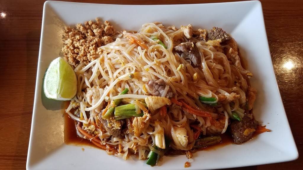 Dee Thai Restaurant | restaurant | 10945 State Bridge Rd #304, Alpharetta, GA 30022, USA | 7707546222 OR +1 770-754-6222