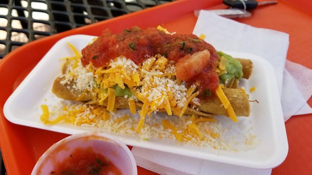 Robertos Taco Shop | restaurant | 7710 Hazard Center Dr, San Diego, CA 92108, USA | 6194910059 OR +1 619-491-0059