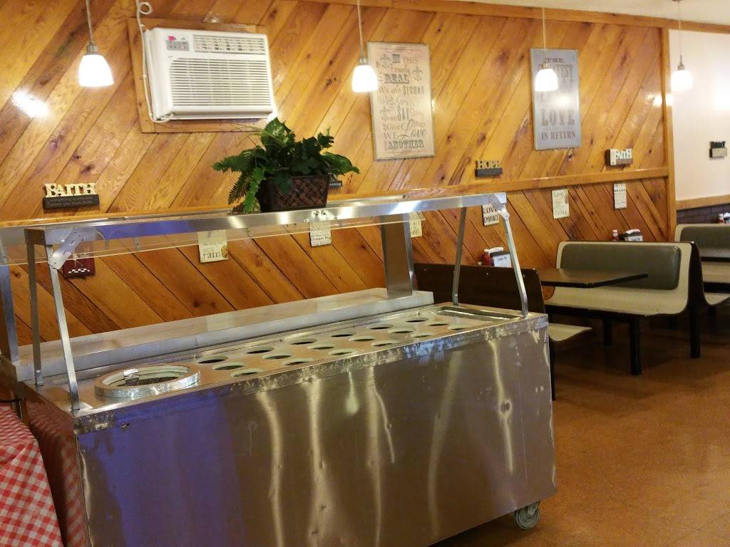 Trackside Pizza | restaurant | 164 N Buckeye St, Osgood, IN 47037, USA | 8126891900 OR +1 812-689-1900