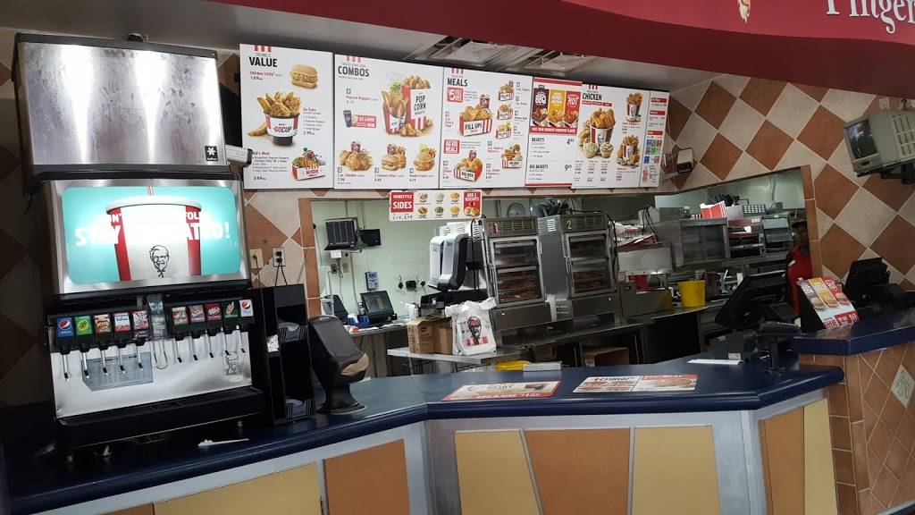 KFC | restaurant | 316 Madison St, Oak Park, IL 60302, USA | 7083864770 OR +1 708-386-4770