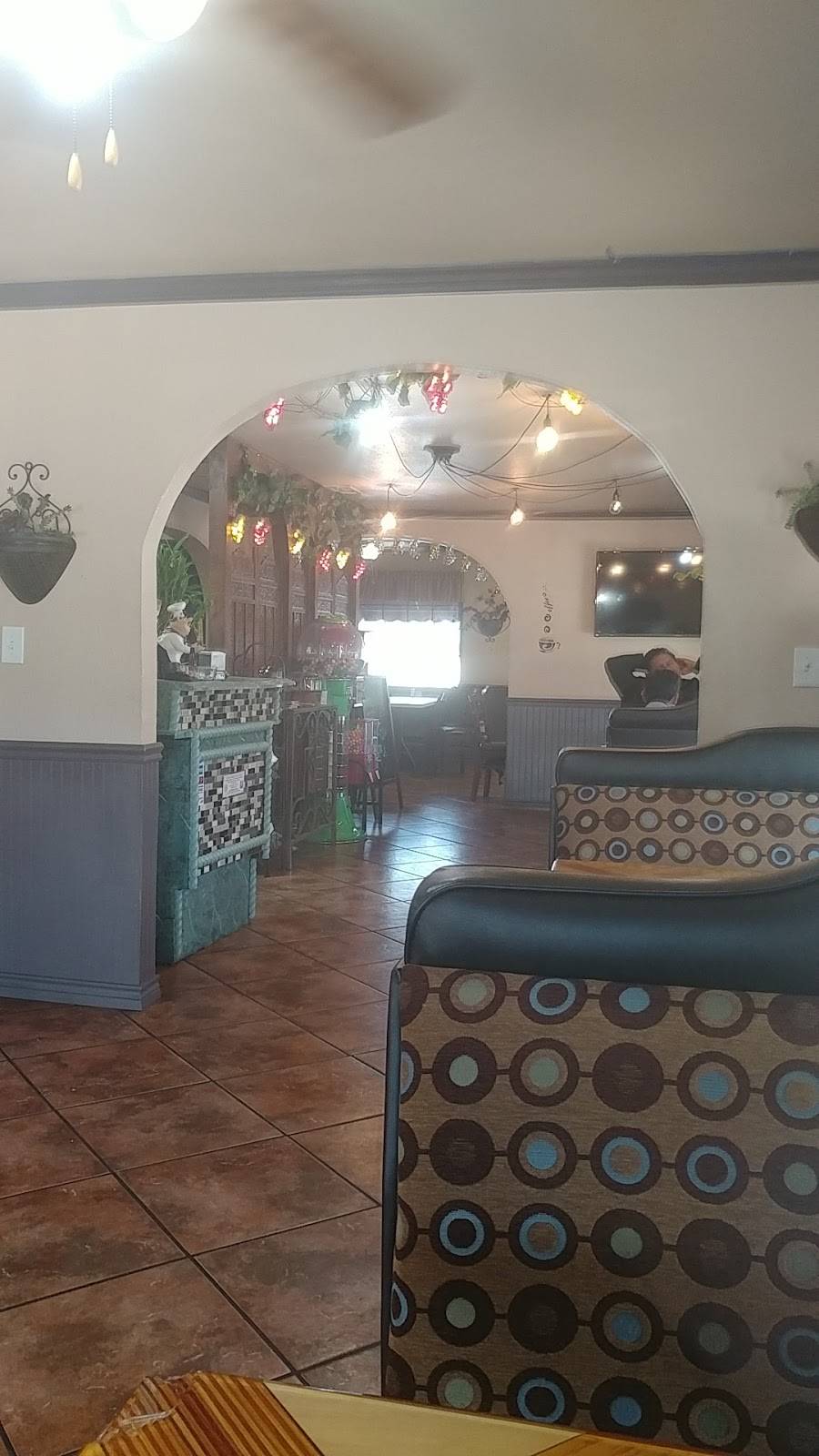 Punta del Cielo Tex-Mex & SeaFood Restaurante | restaurant | 1500 S Washington St, Kaufman, TX 75142, USA | 4694101854 OR +1 469-410-1854