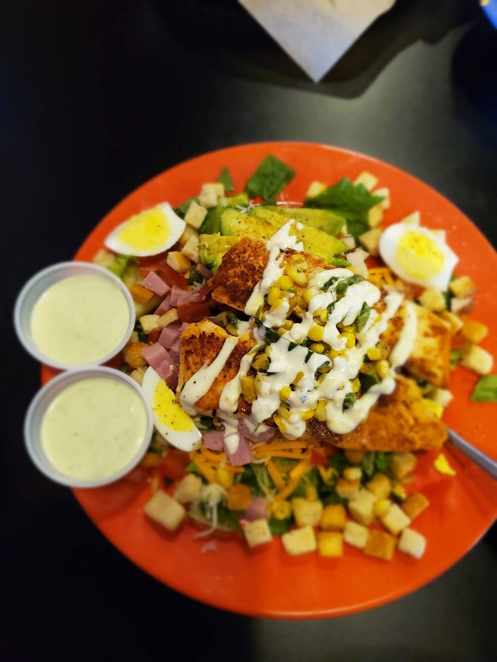 Border Burger Bar | restaurant | 4703 N Academy Blvd, Colorado Springs, CO 80918, USA | 7194342352 OR +1 719-434-2352