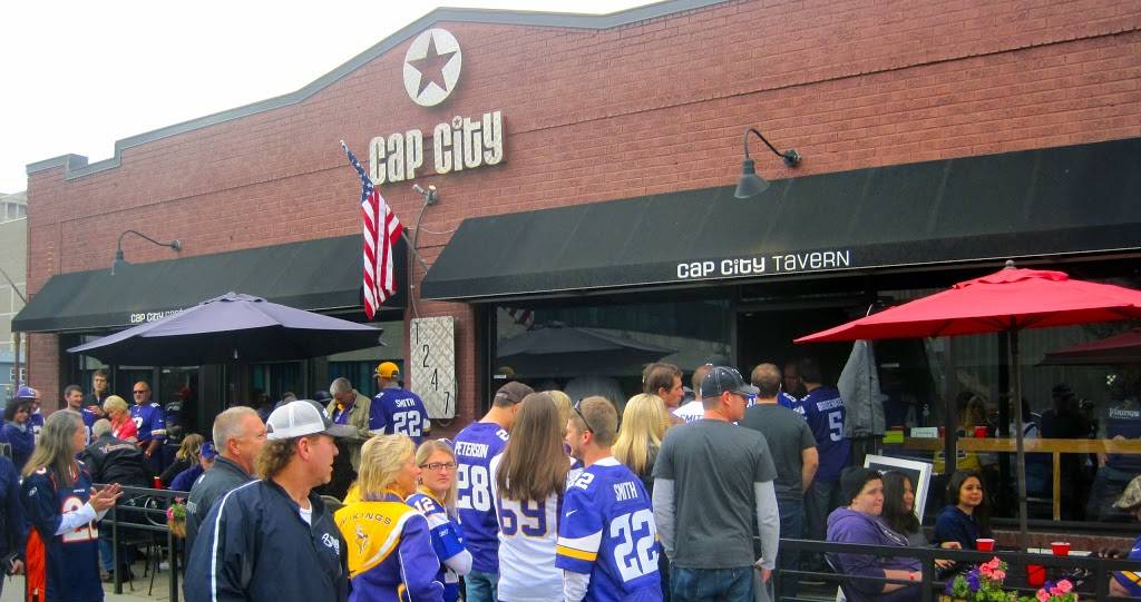 Cap City Tavern | restaurant | 1247 Bannock St, Denver, CO 80204, USA | 7209318888 OR +1 720-931-8888