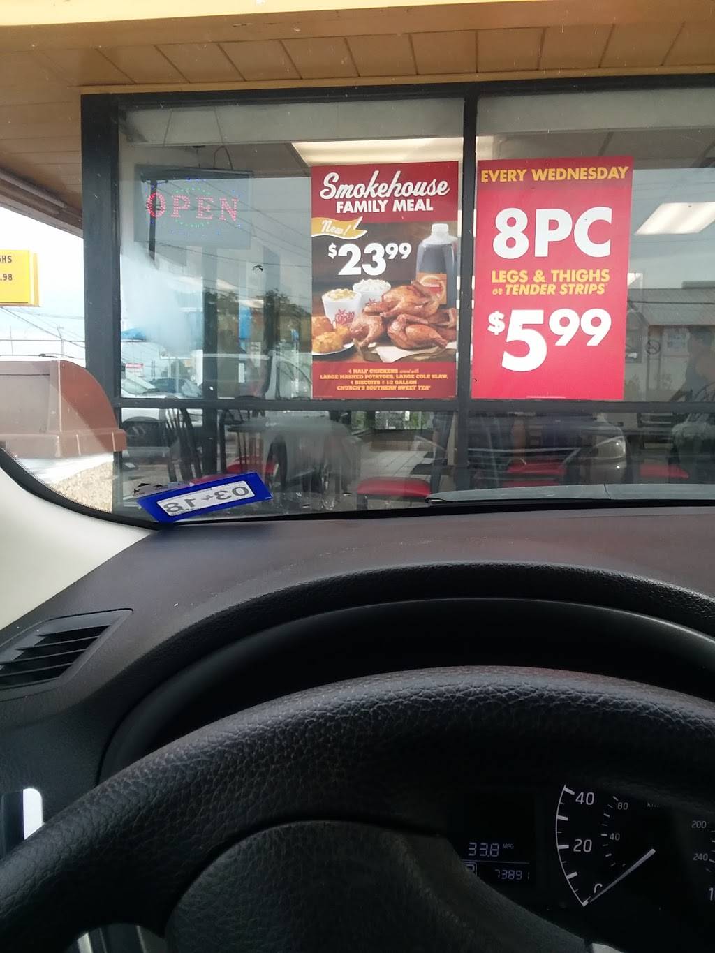 Churchs Chicken | restaurant | 10545 Harry Hines Blvd, Dallas, TX 75220, USA | 2143512403 OR +1 214-351-2403