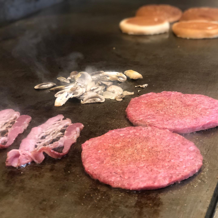 Vallejo Five Star Burger | restaurant | 1015 Redwood St, Vallejo, CA 94590, USA | 7075150493 OR +1 707-515-0493