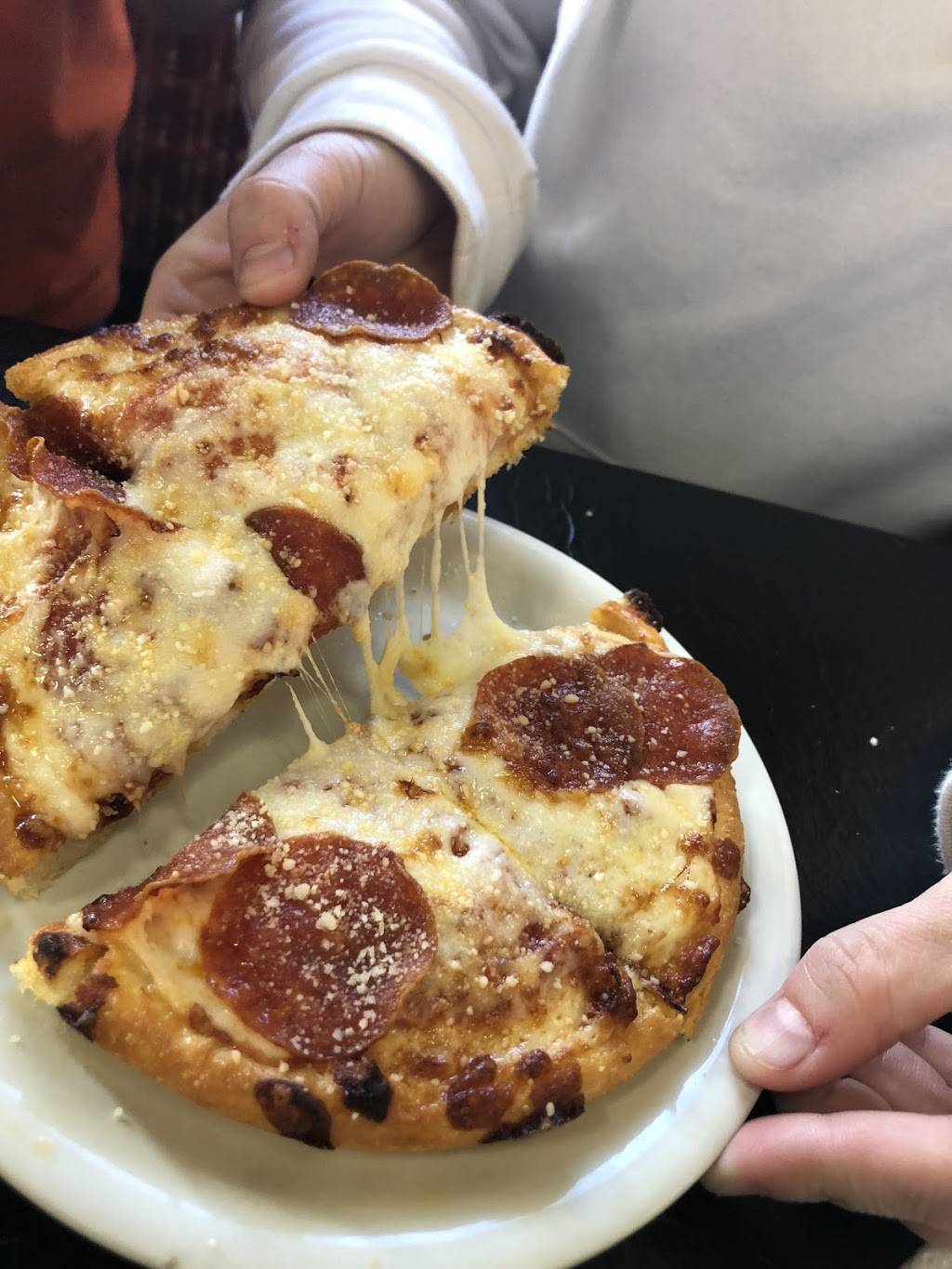 Pizza Hut | restaurant | 3451 Aramingo Ave, Philadelphia, PA 19134, USA | 2157438225 OR +1 215-743-8225