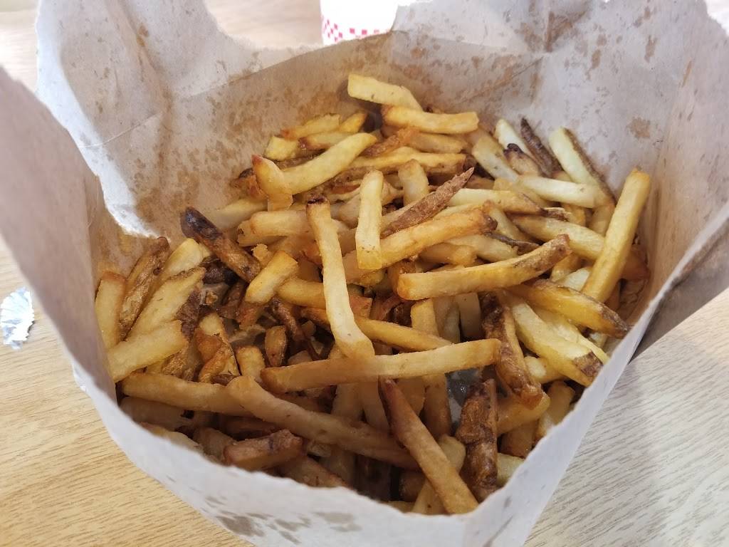Five Guys | meal takeaway | 6801 Parker Farm Dr, Wilmington, NC 28405, USA | 9102569069 OR +1 910-256-9069