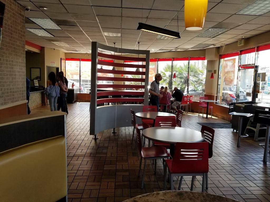 Burger King | restaurant | 7079 Sunset Blvd, Hollywood, CA 90028, USA | 3234692587 OR +1 323-469-2587