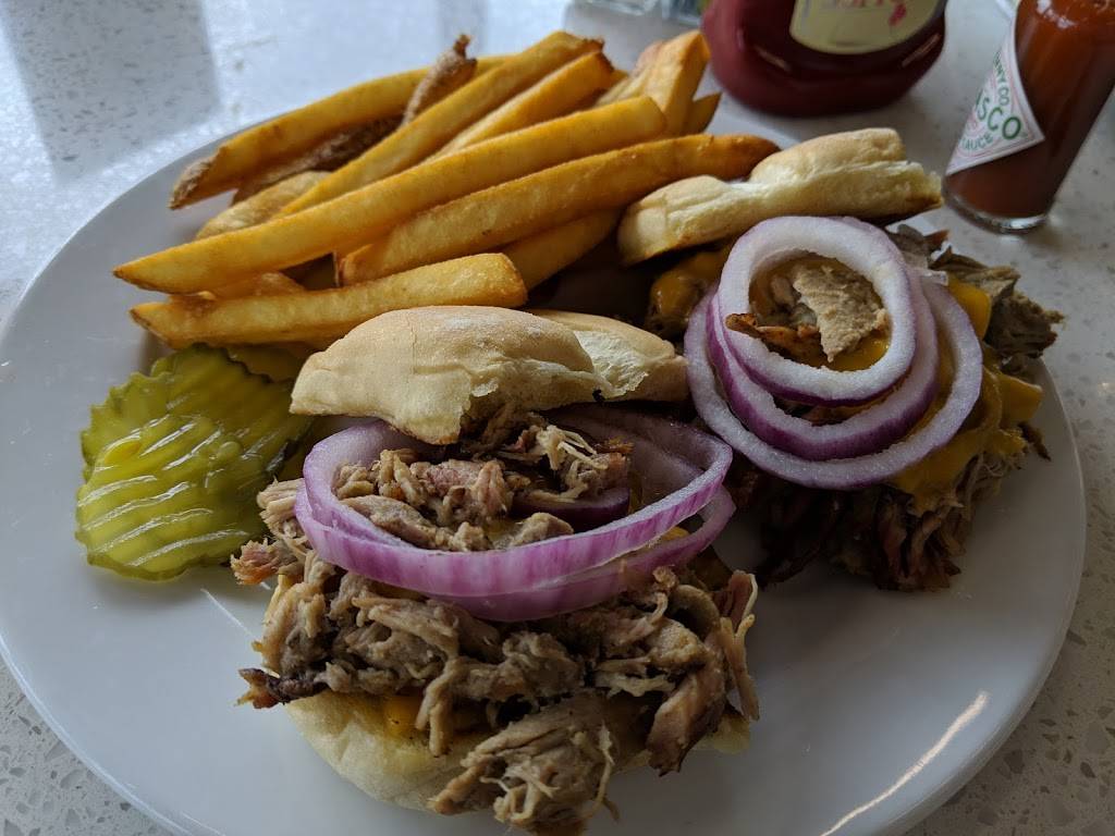 Blue Heron Restaurant | restaurant | Ardmore, OK 73401, USA | 5802236600 OR +1 580-223-6600