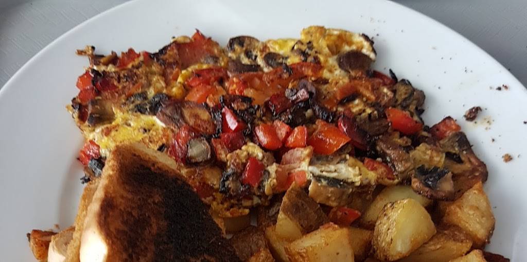 Queensview Café | restaurant | located at back of building, 2650 Queensview Dr Unit 170, Ottawa, ON K2B 8H6, Canada | 8733544210 OR +1 873-354-4210