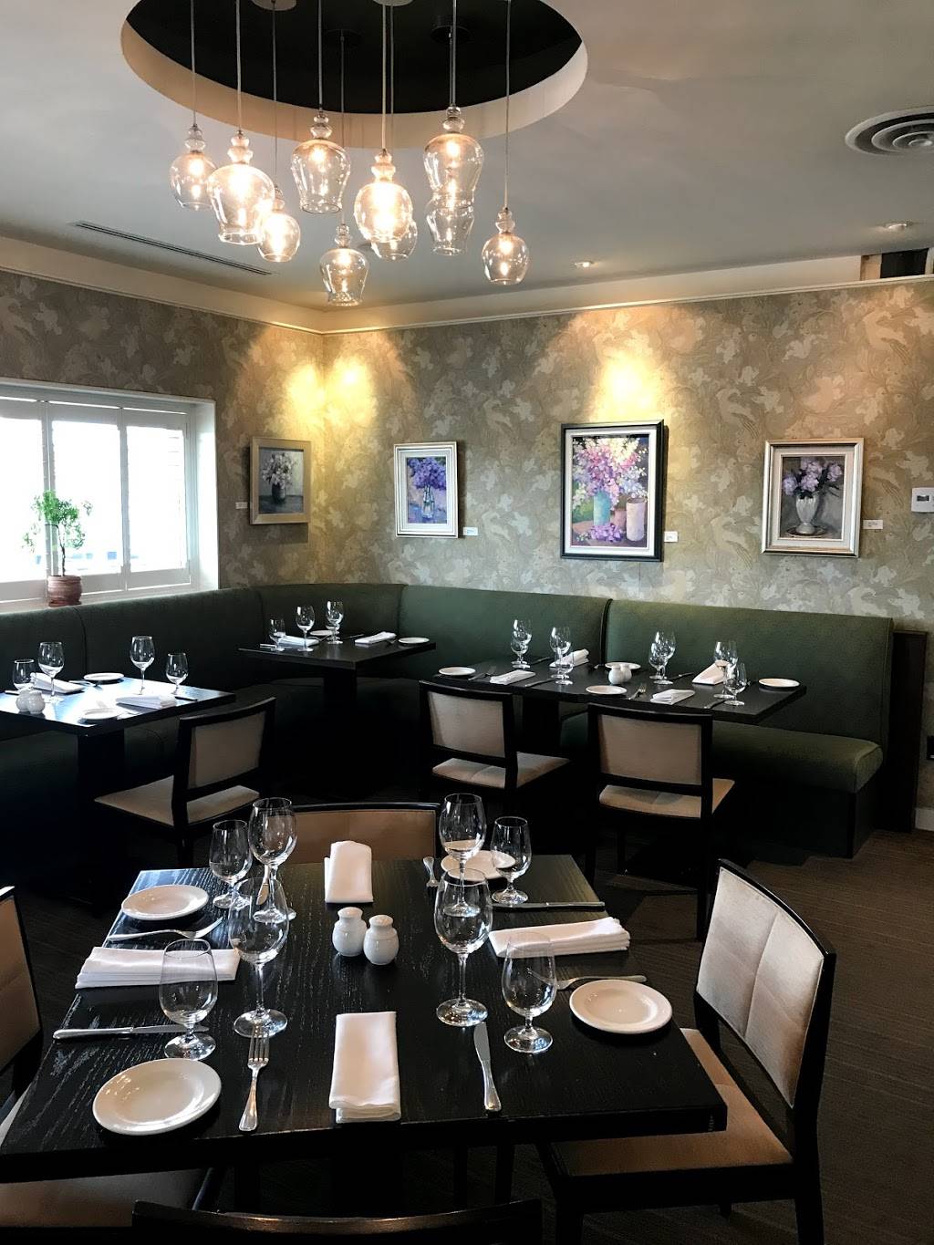 Blackshop Restaurant | restaurant | 595 Hespeler Rd, Cambridge, ON N1R 6J3, Canada | 5196214180 OR +1 519-621-4180