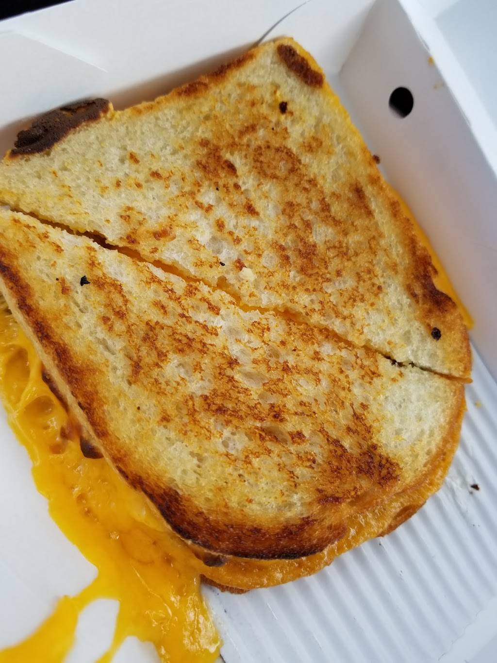 Melt Shop | restaurant | 2820 S Eagle Rd, Newtown, PA 18940, USA | 2676859559 OR +1 267-685-9559