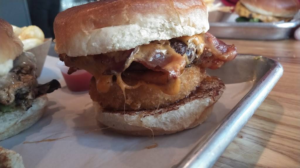 BurgerIM | restaurant | 2000-C, Harbison Dr, Vacaville, CA 95687, USA | 7075147738 OR +1 707-514-7738