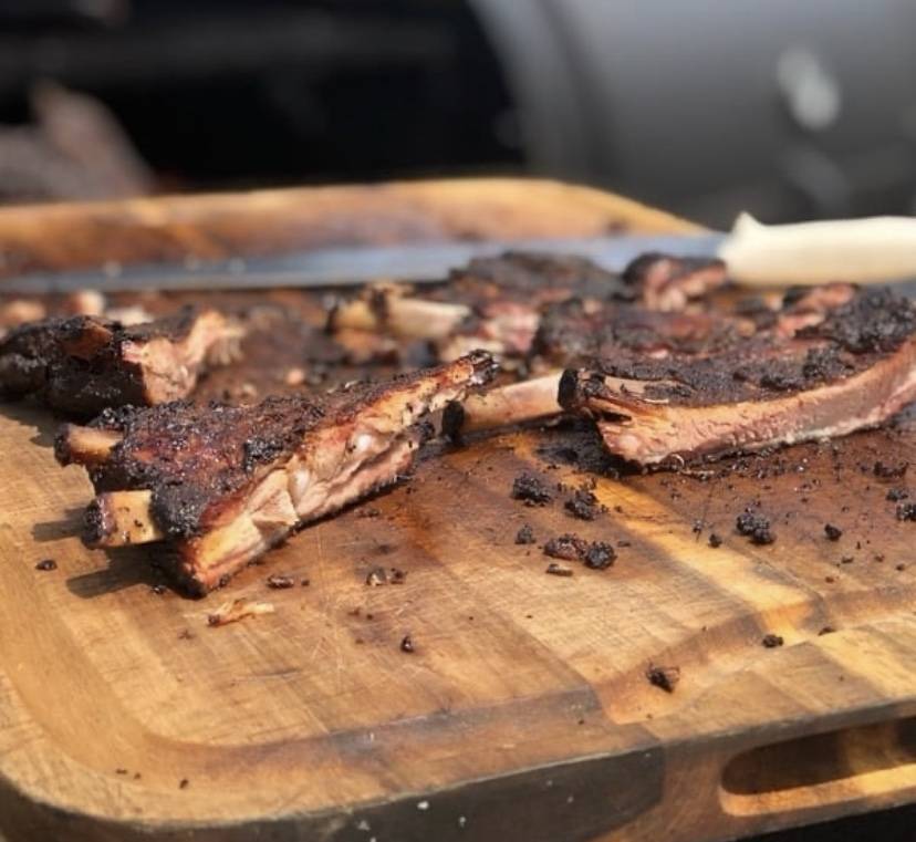 Smokey Gs Smokehouse | restaurant | Atwater Beach, 2670 Atwater St, Detroit, MI 48207, USA | 3136932533 OR +1 313-693-2533