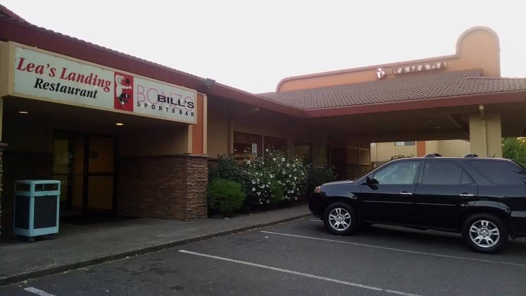 Leas Landing Restaurant & Lounge | restaurant | 6221 NE 82nd Ave, Portland, OR 97220, USA | 5032525151 OR +1 503-252-5151