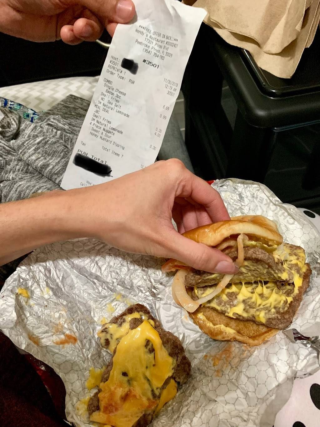 Wendys | restaurant | 17331 Pines Blvd, Pembroke Pines, FL 33029, USA | 9547047933 OR +1 954-704-7933