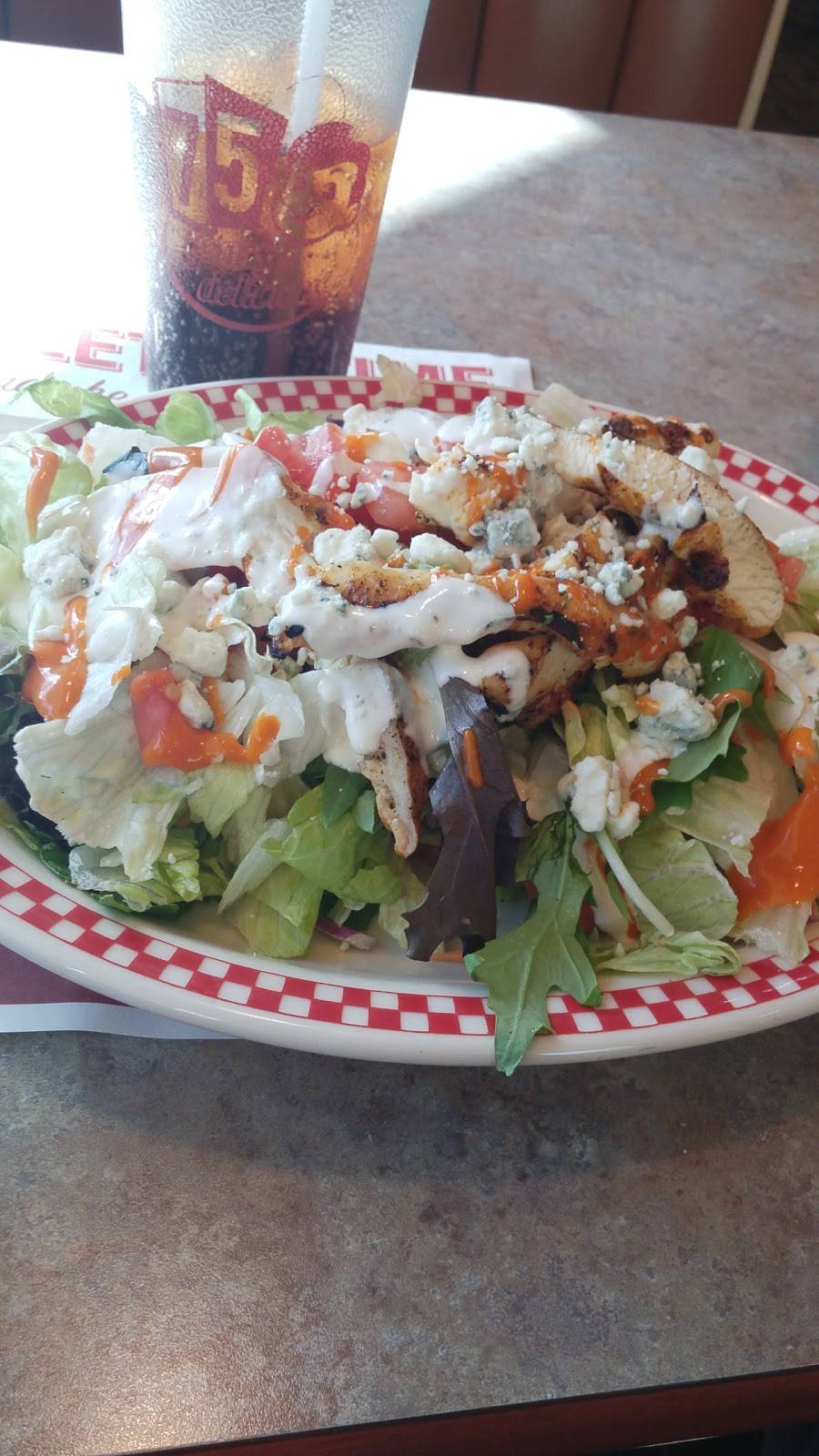 Big Boy | restaurant | 1709 M-21, Owosso, MI 48867, USA | 9897231463 OR +1 989-723-1463