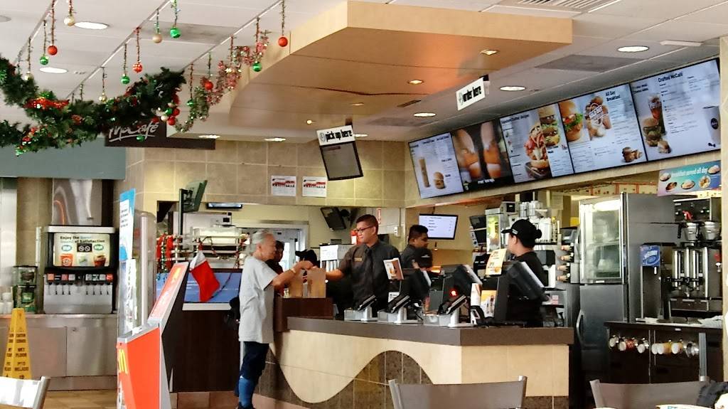 McDonalds | restaurant | 1132 Bishop St #2000, Honolulu, HI 96813, USA | 8085858570 OR +1 808-585-8570