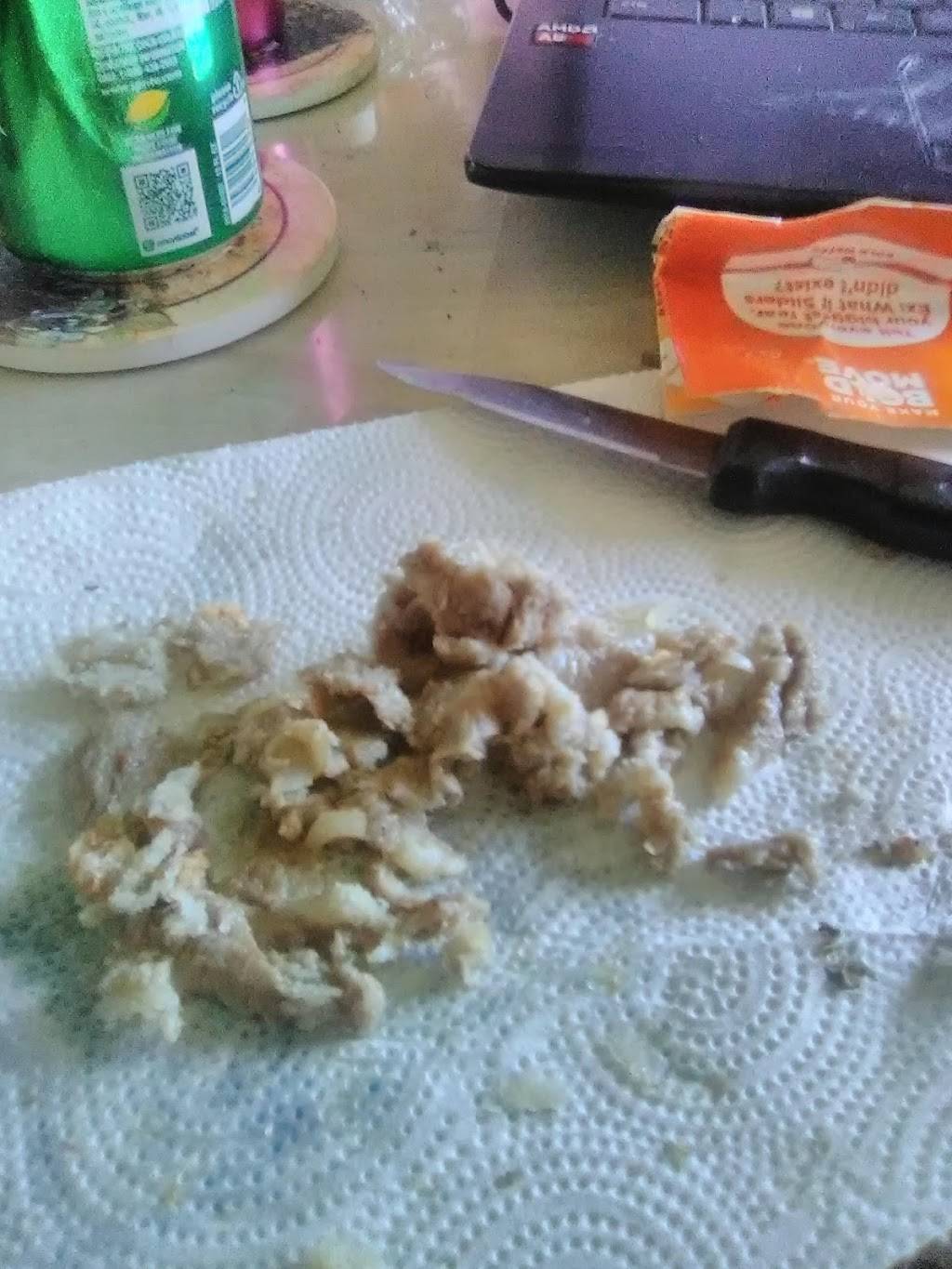 White Castle | restaurant | 24000 Schoolcraft, Redford Charter Twp, MI 48239, USA | 3135339843 OR +1 313-533-9843