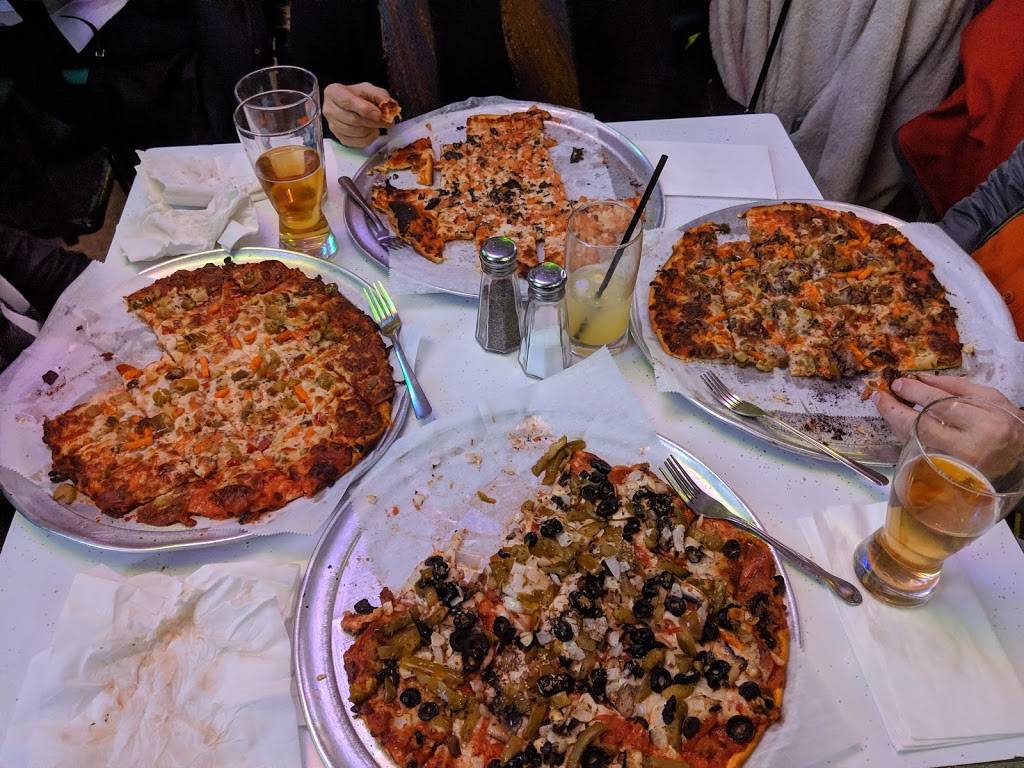 Vito & Nicks Pizzeria | restaurant | 8433 S Pulaski Rd, Chicago, IL 60652, USA | 7737352050 OR +1 773-735-2050