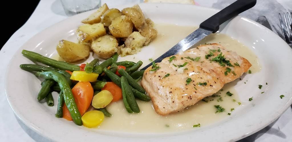 Denunzios Italian Restaurant | restaurant | 2644 Mosside Blvd, Monroeville, PA 15146, USA | 4123747120 OR +1 412-374-7120