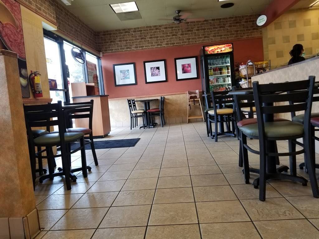 Subway Restaurants | restaurant | 22085 Center St, Castro Valley, CA 94546, USA | 5107282062 OR +1 510-728-2062