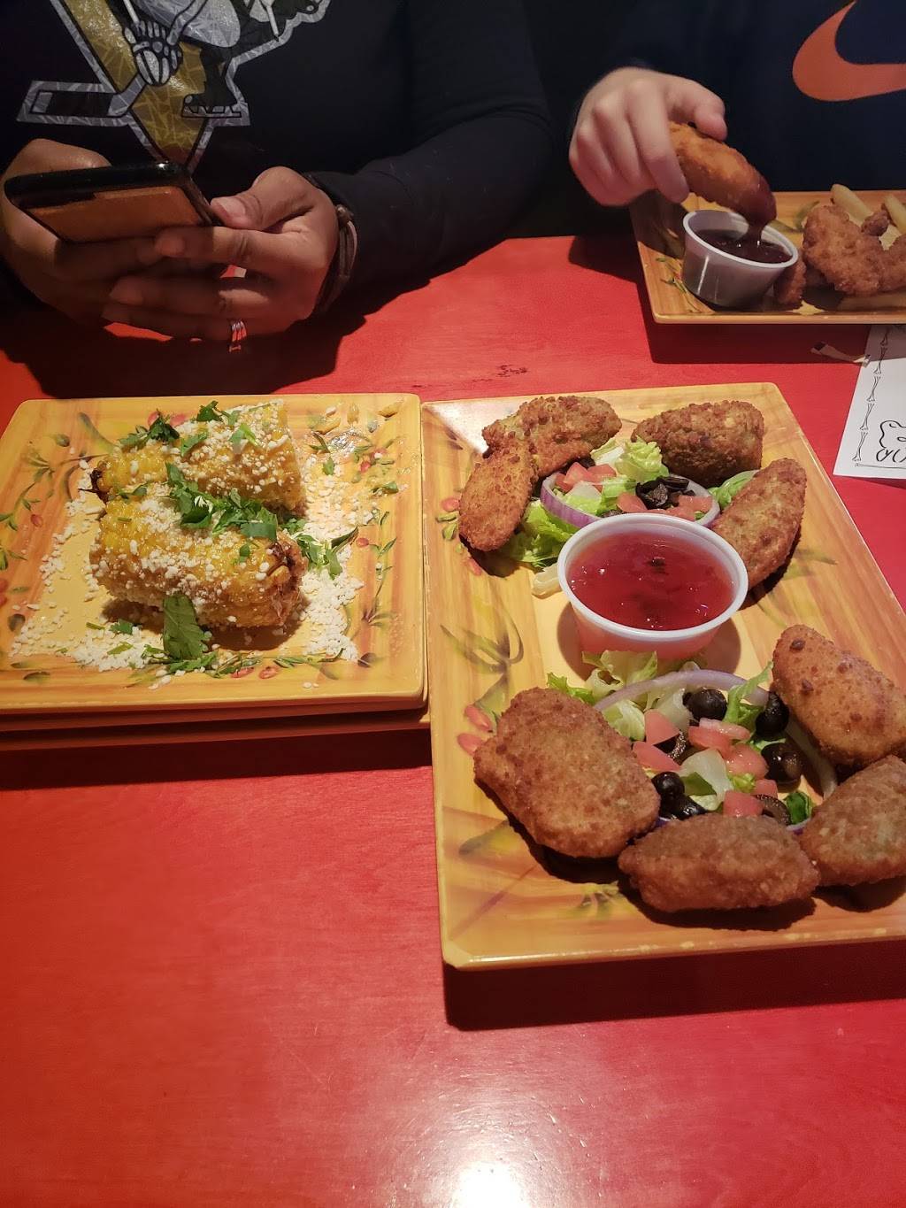 Lolas | restaurant | 1518 King St, Jacksonville, FL 32204, USA | 9047387142 OR +1 904-738-7142