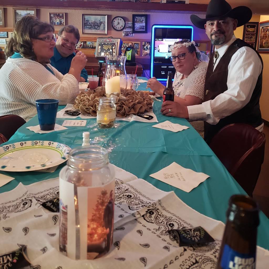 Backstretch Bar & Grill | restaurant | 1784 Bryan Station Rd, Lexington, KY 40505, USA | 8593092225 OR +1 859-309-2225