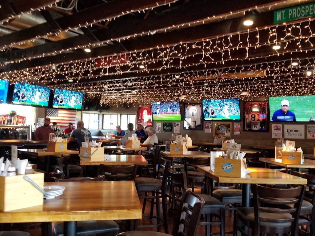 The Beacon Tap | restaurant | 1374 Lee St, Des Plaines, IL 60018, USA | 8477152772 OR +1 847-715-2772