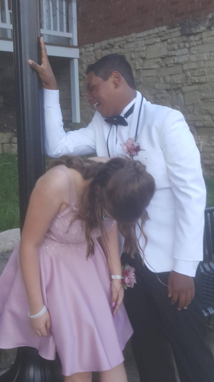 China Wok | meal delivery | 520, 1801 Ellis Blvd, Jefferson City, MO 65101, USA | 5736349991 OR +1 573-634-9991