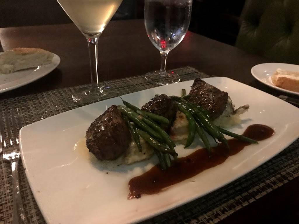 Del Friscos Double Eagle Steakhouse | restaurant | 9150 International Dr, Orlando, FL 32819, USA | 4073515074 OR +1 407-351-5074