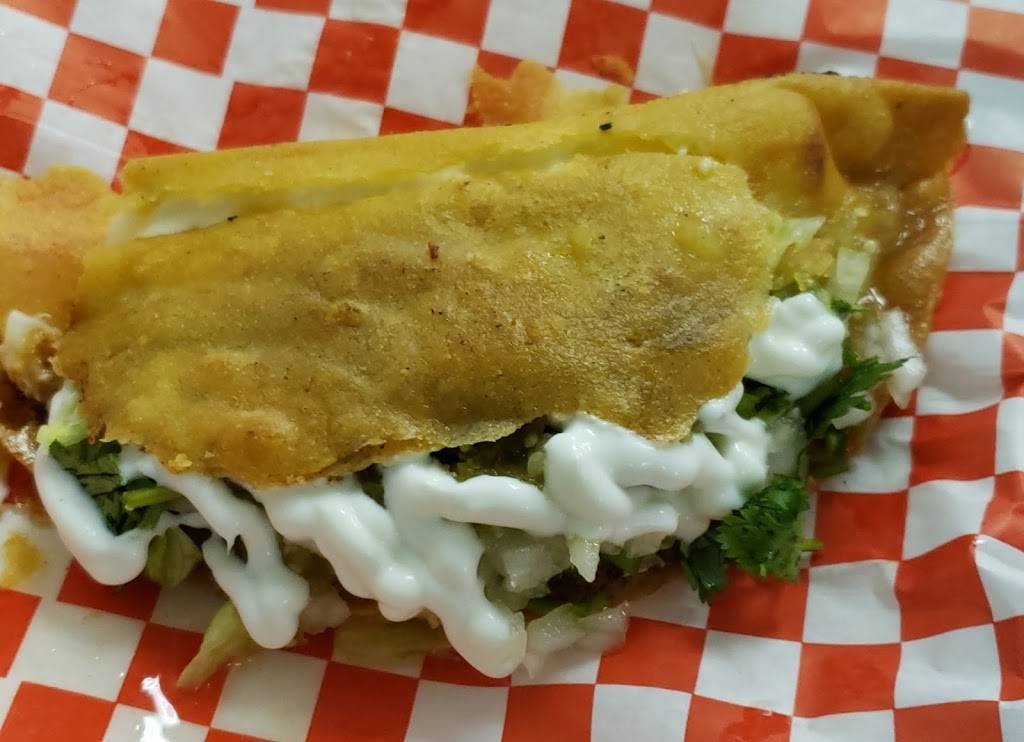 My Lucky Machete Authentic Mexican Street Food | restaurant | 16738 Lakeshore Dr, Lake Elsinore, CA 92530, USA | 9514574066 OR +1 951-457-4066