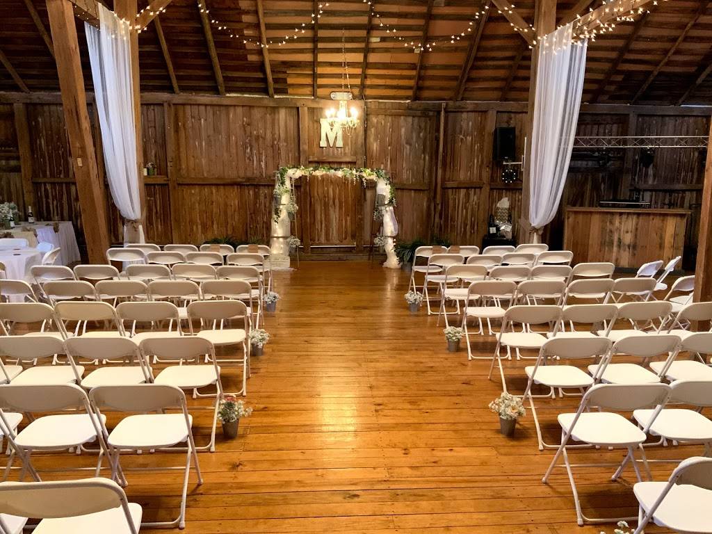 The Barn at Sugarcreek | restaurant | 6907 Spooky Hollow Rd NW, Sugarcreek, OH 44681, USA | 3308523321 OR +1 330-852-3321